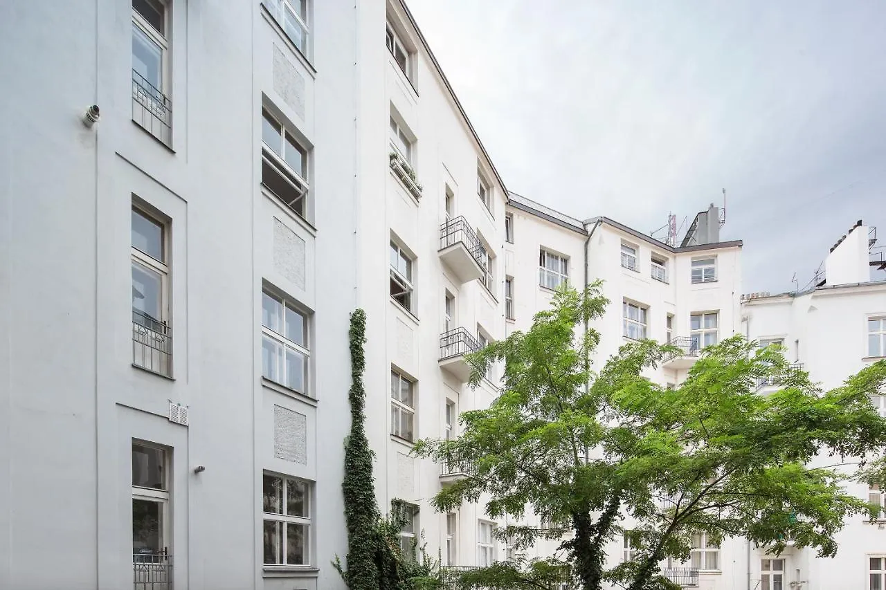 The Best Place In Prague - Old Town Apartman